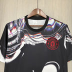 Versión especial para fanáticos del Manchester United 2026-27