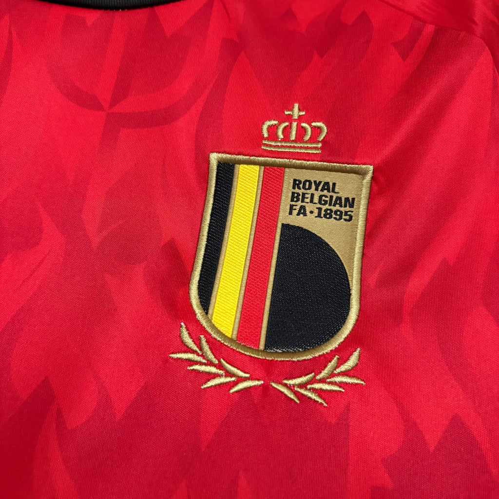 2026-27 Bélgica local versión fan manga larga