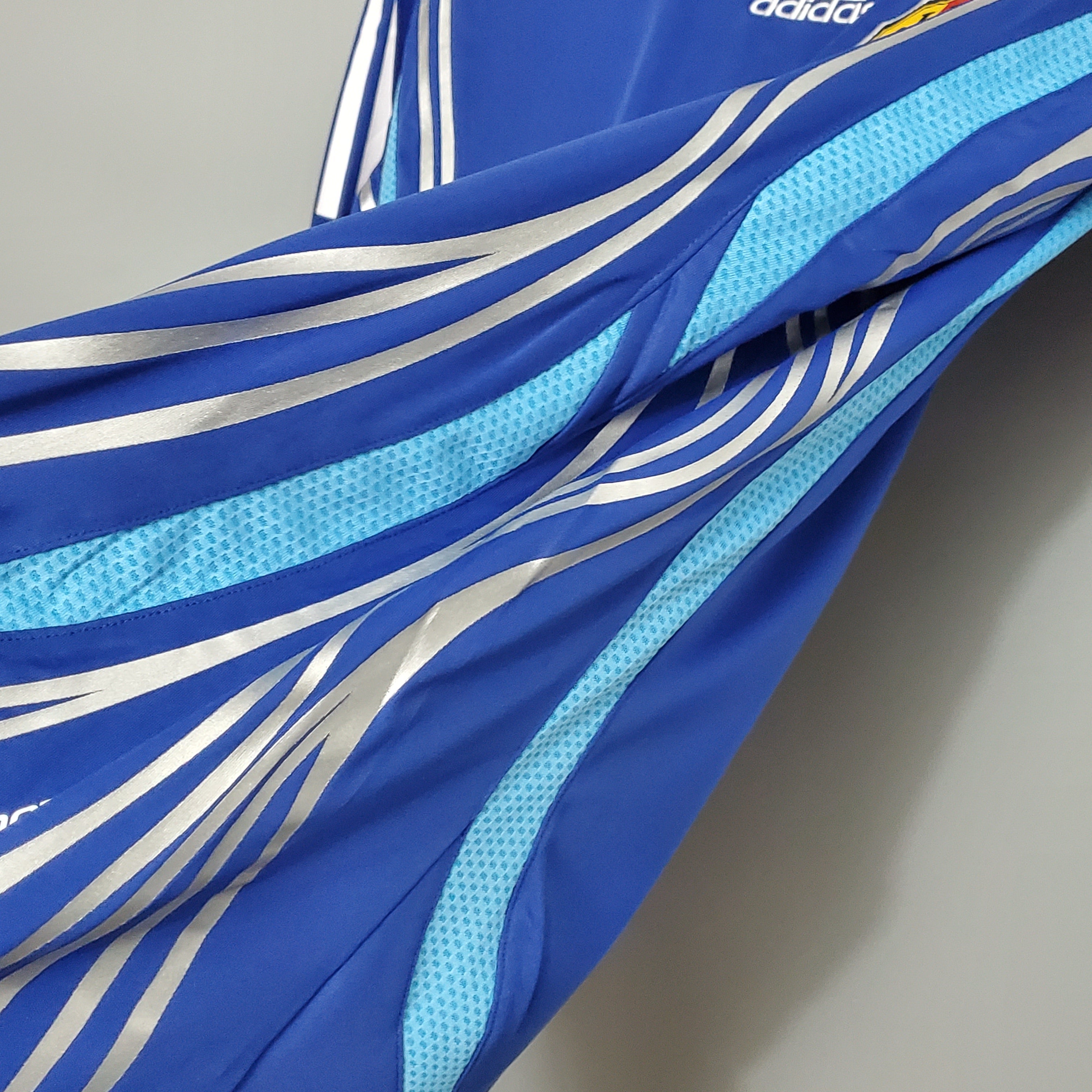 2006 Japan home Retro