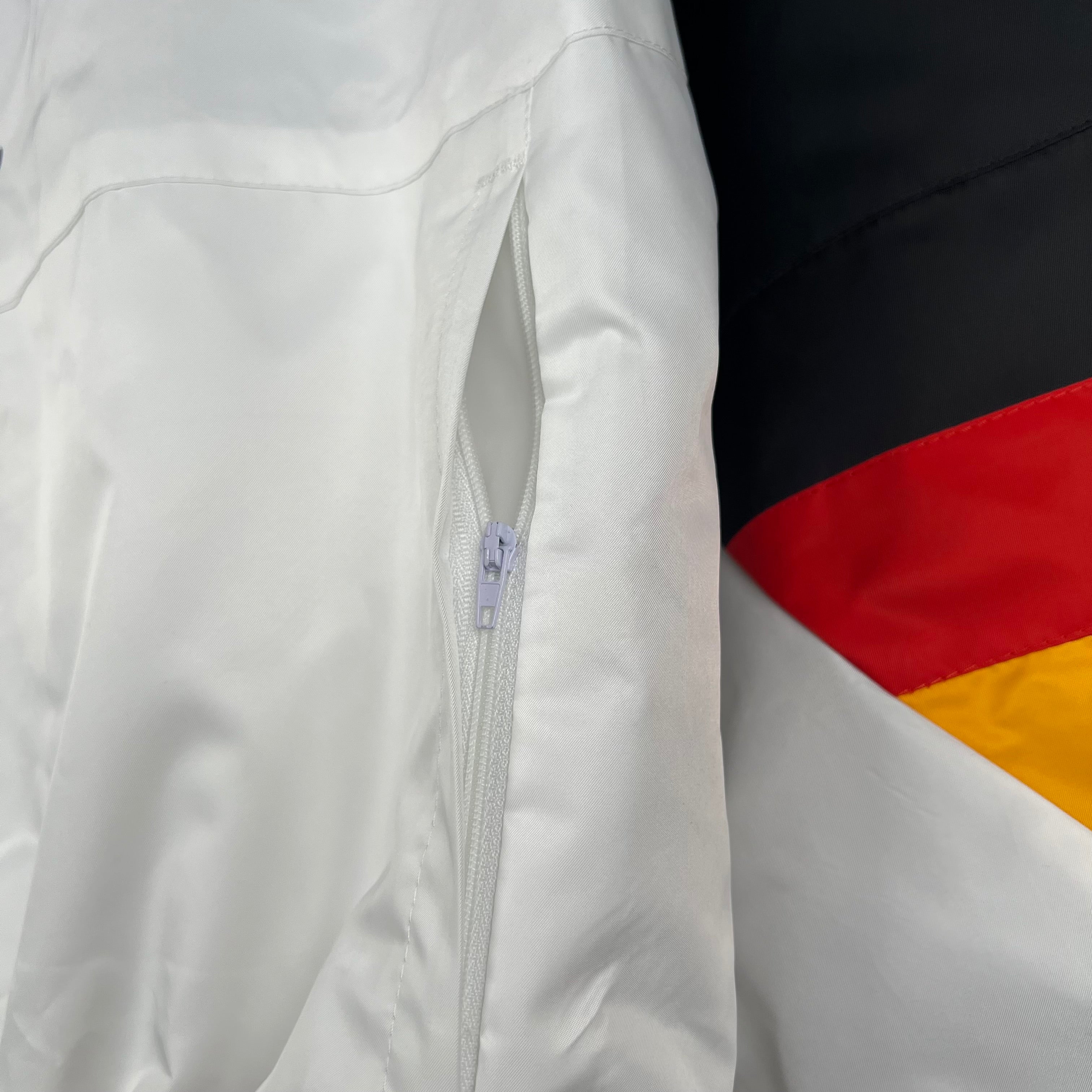 2023 Windbreaker Germany White