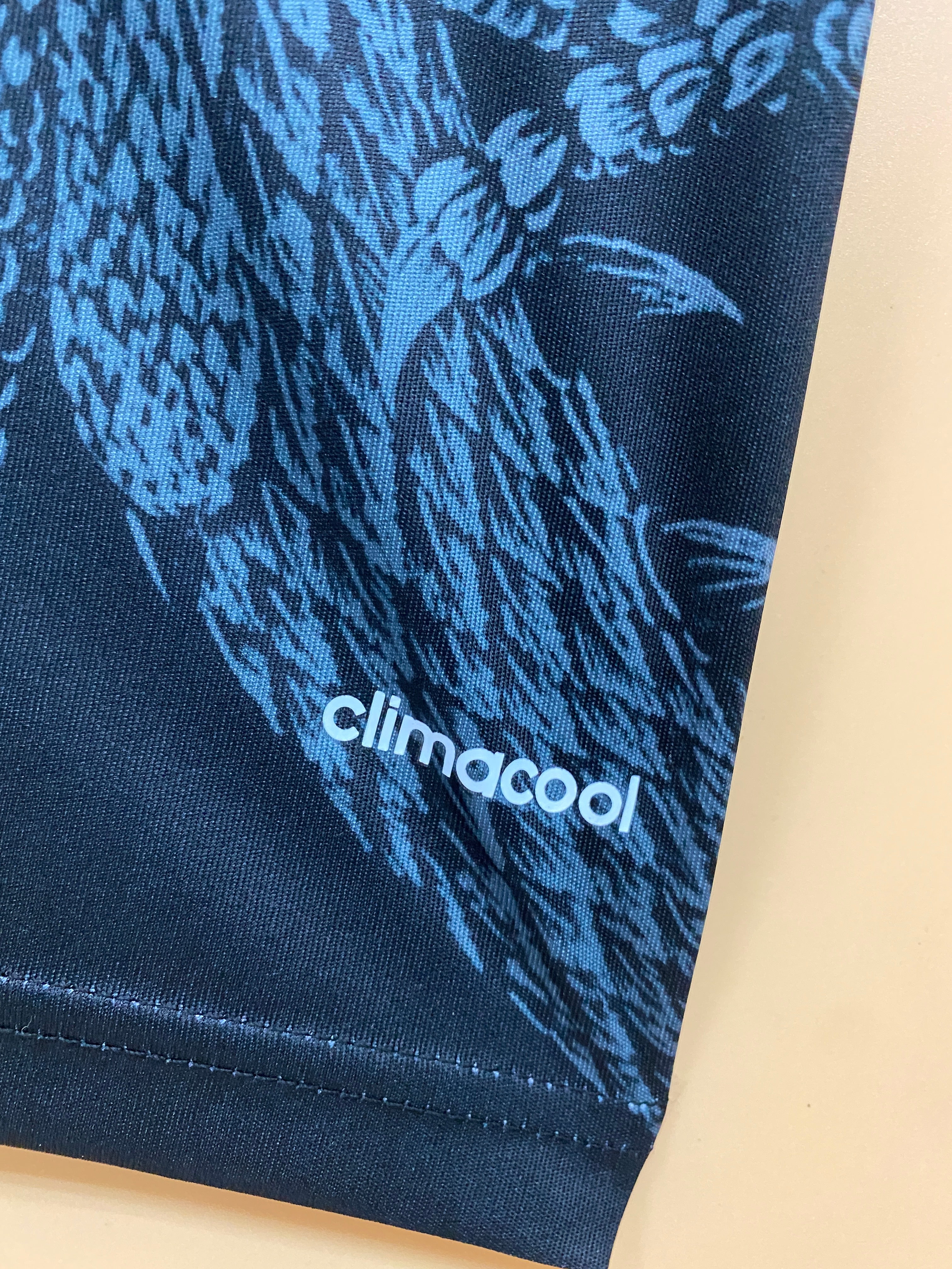 2014-15 Real Madrid third away Retro