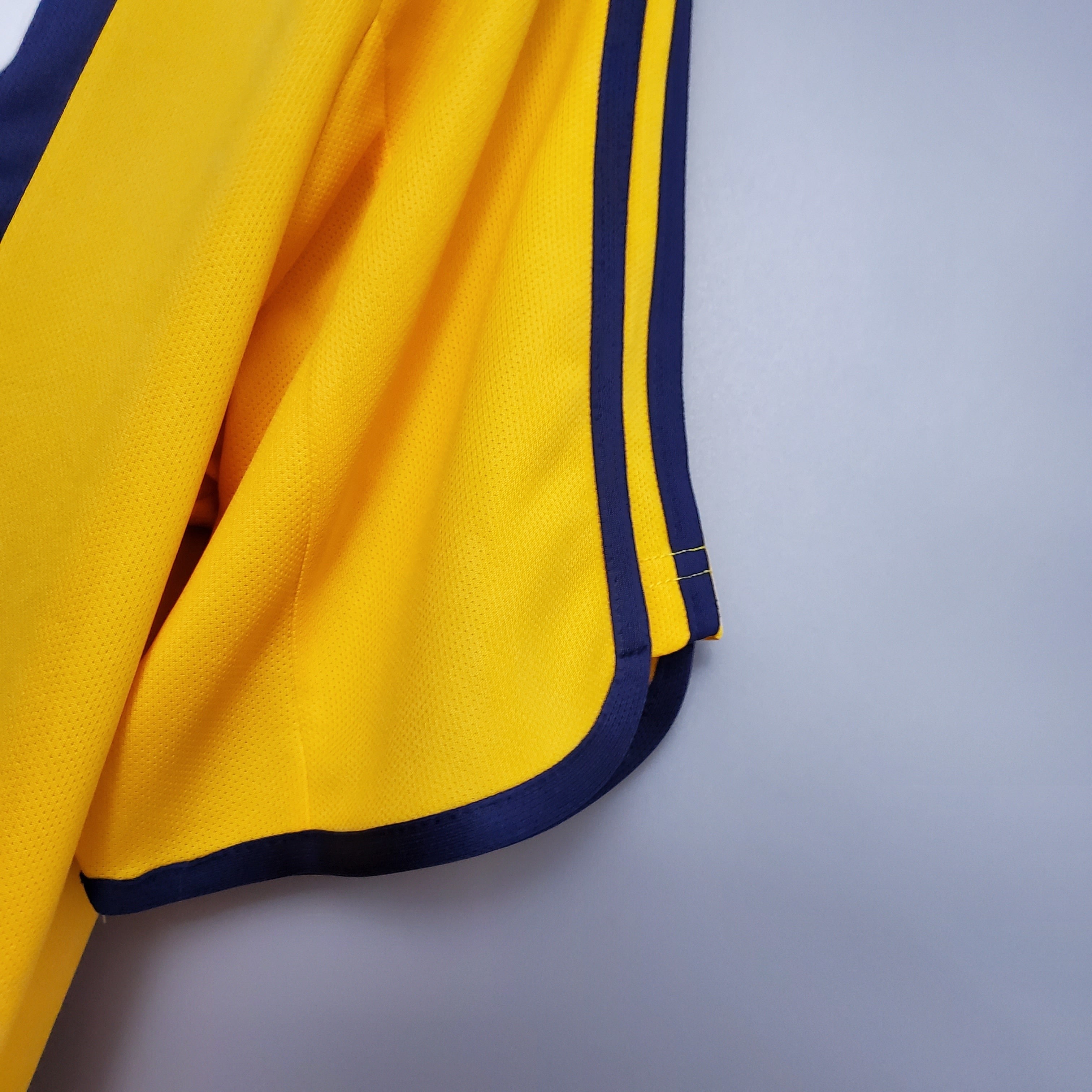 2000-01 Ajax Away Retro