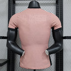 Versión del tercer jugador visitante del París Saint-Germain 2024-25