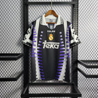 Retro del Real Madrid 1997-98 Segunda visita