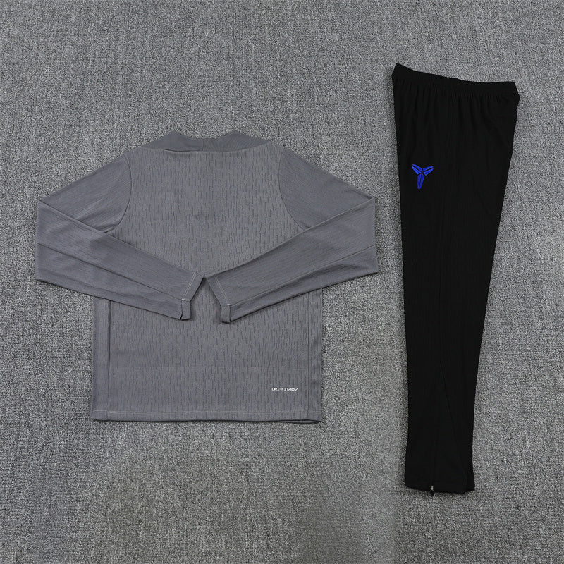 Barcelona Grey Trainingsanzug 2025-26 [Kollaborationsdesign]