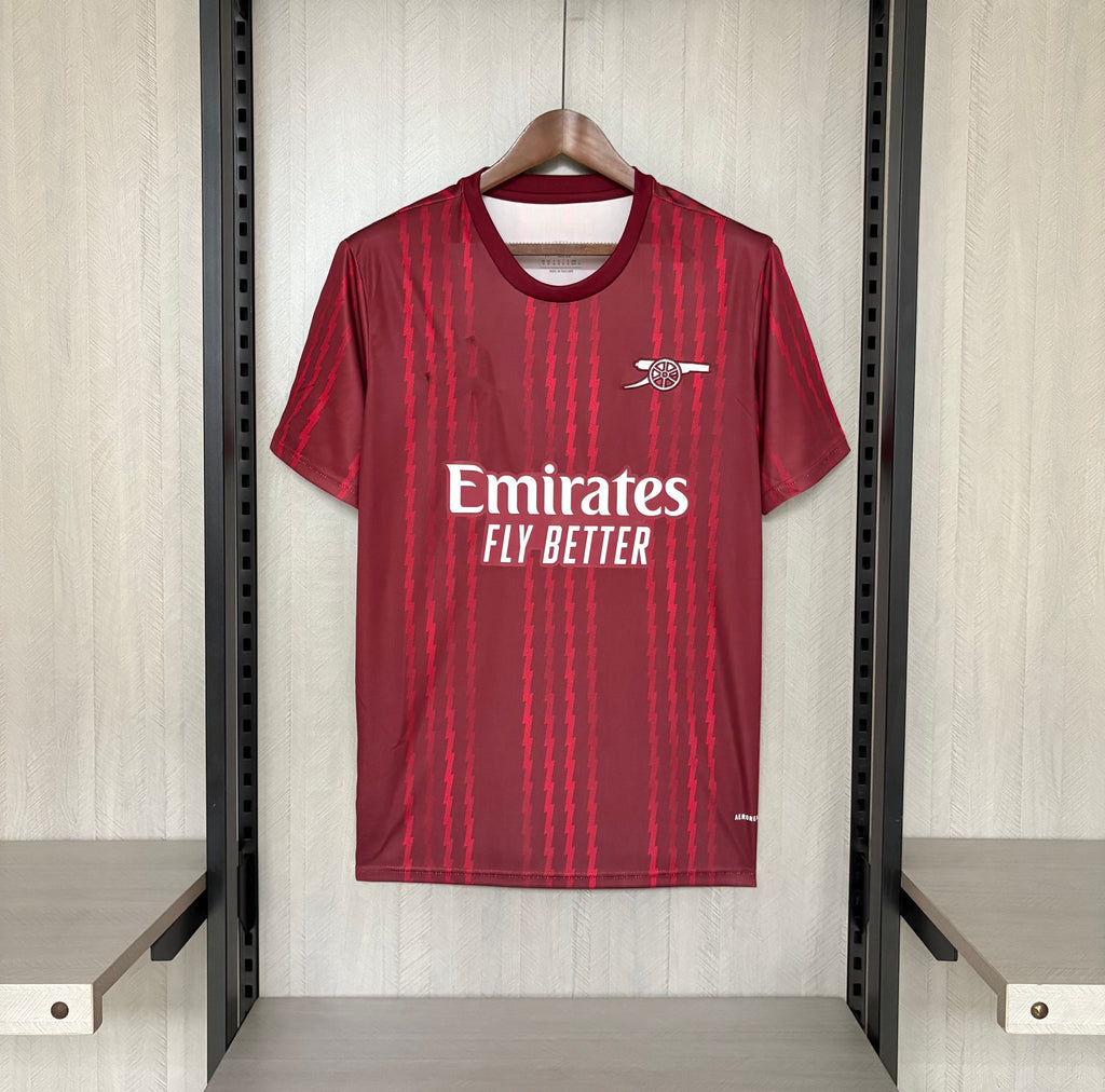 Versión especial roja para aficionados del Arsenal 2026-27