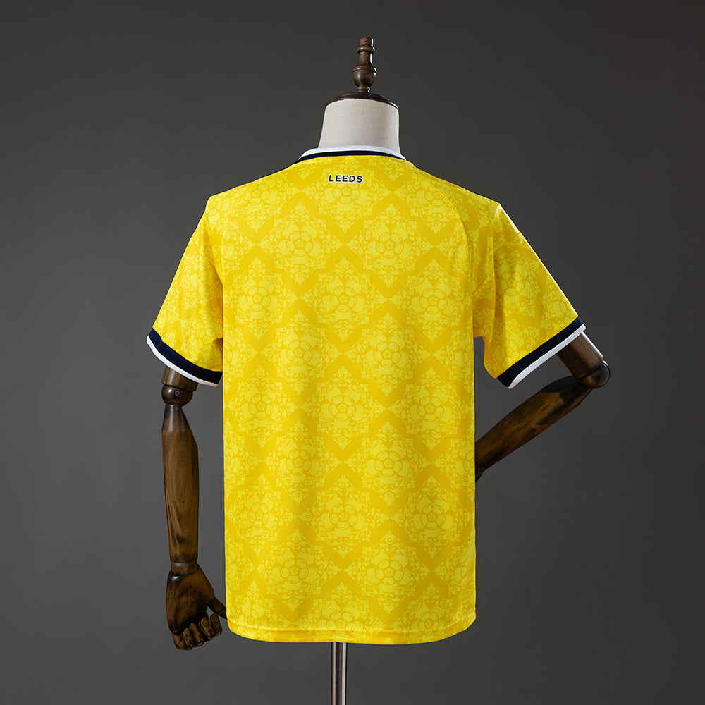 Camiseta de fútbol del Leeds United 2026-27 versión aficionado