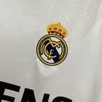 Retro de local del Real Madrid 2004-05