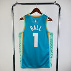Balón n.° 1 de la NBA 2024-25 Hornets City Edition