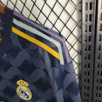 Camiseta de manga larga visitante del Real Madrid 2023-24
