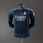 Camiseta de jugador visitante del Real Madrid 2025-26 de manga larga