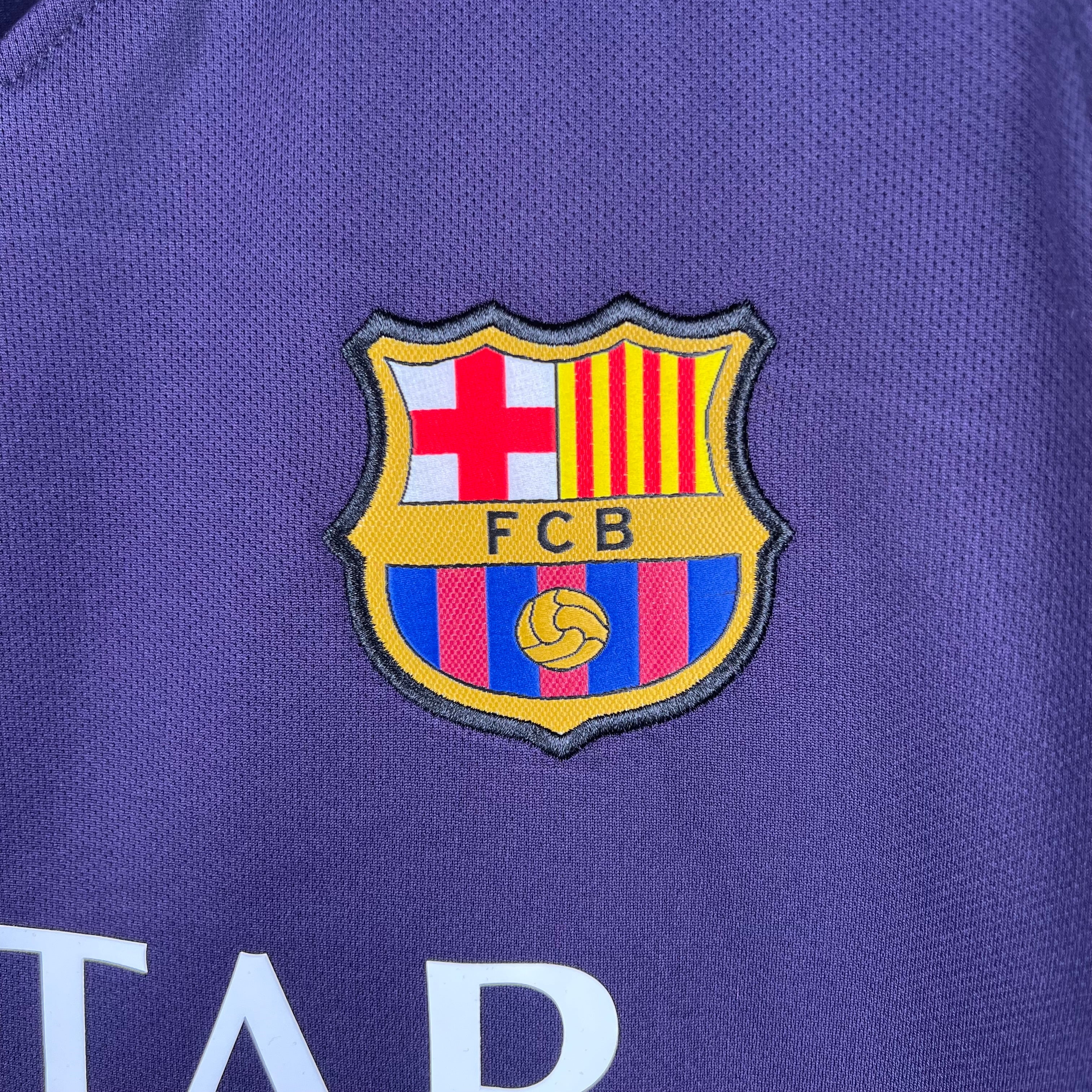 2016-17 Barcelona Away Retro