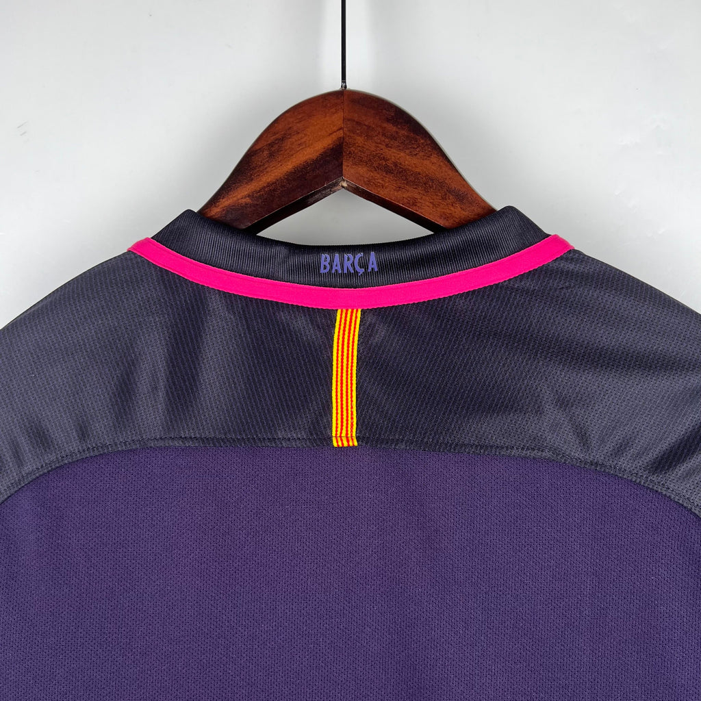 2016-17 Barcelona Away Retro