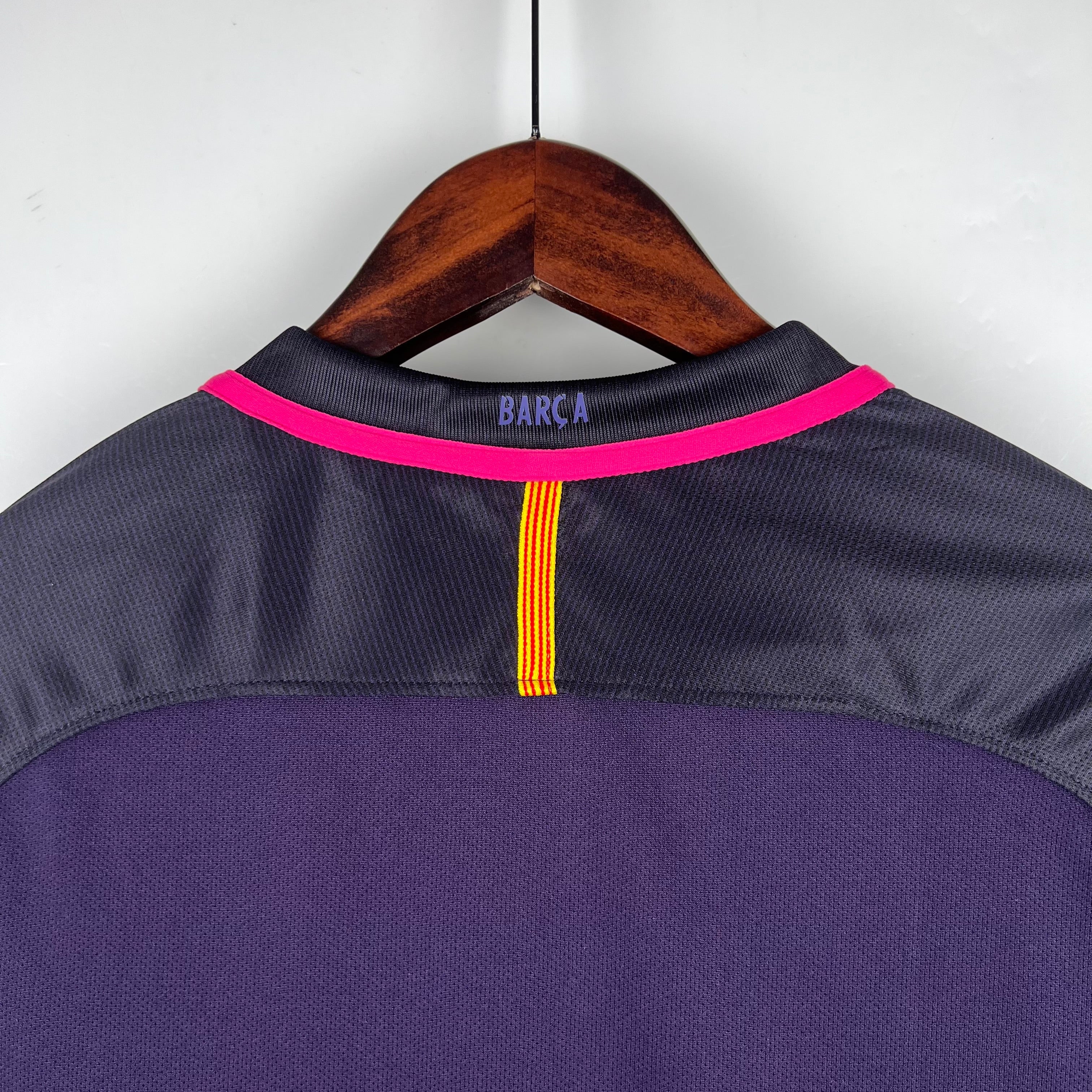 2016-17 Barcelona Away Retro