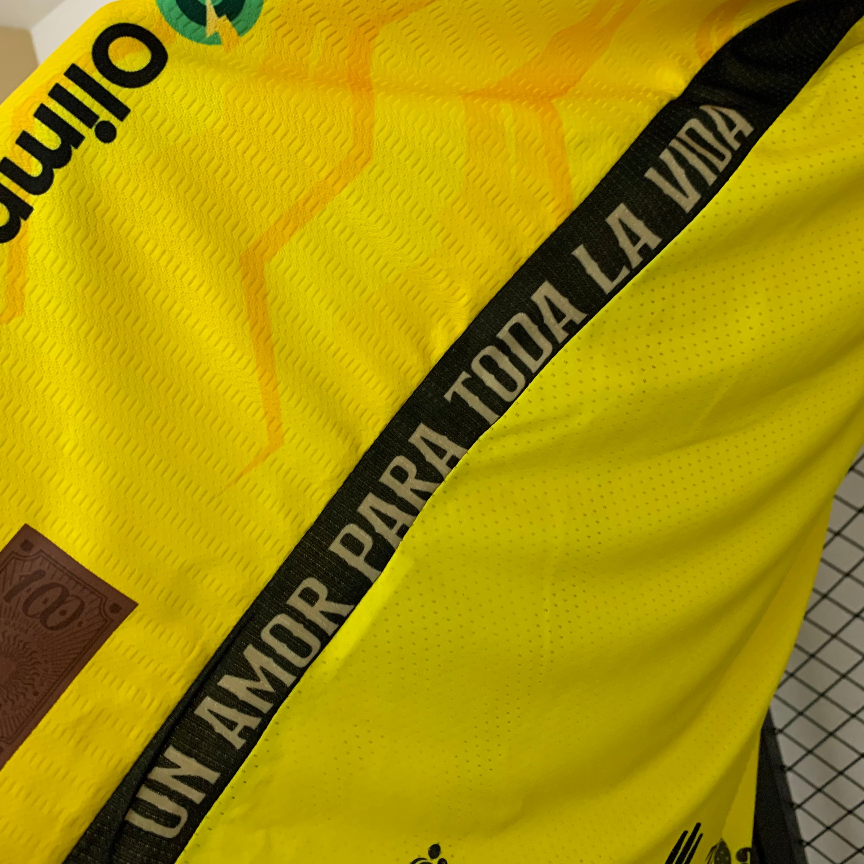 Barcelona 100th Anniversary Retro