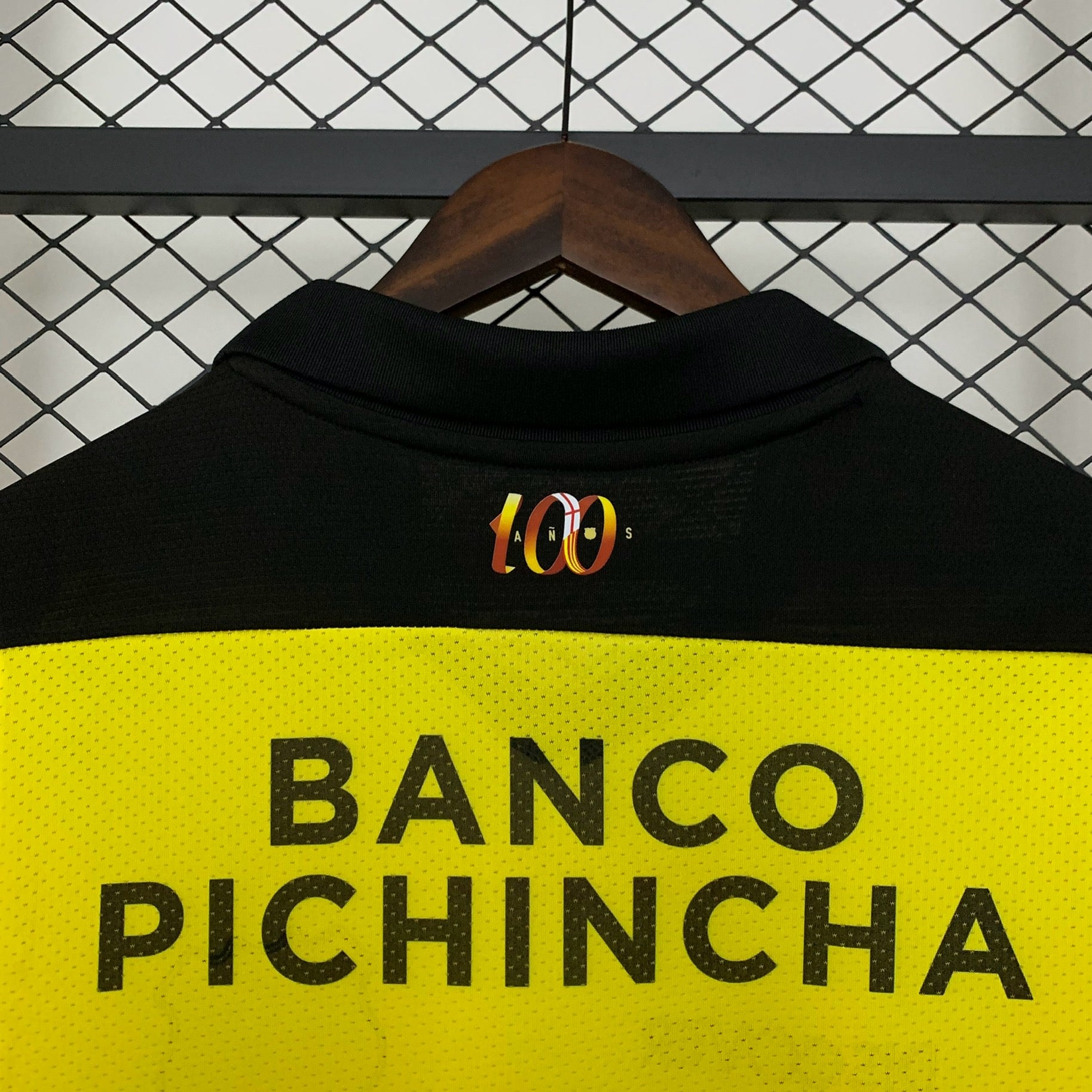 Barcelona 100th Anniversary Retro