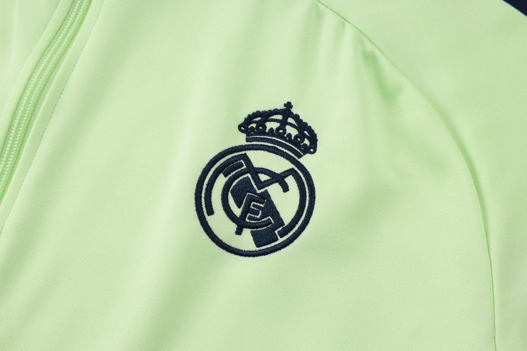 2025-26 Real Madrid Long zipper Light green training suit