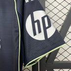 Versión para aficionados del Real Madrid visitante 2025-26