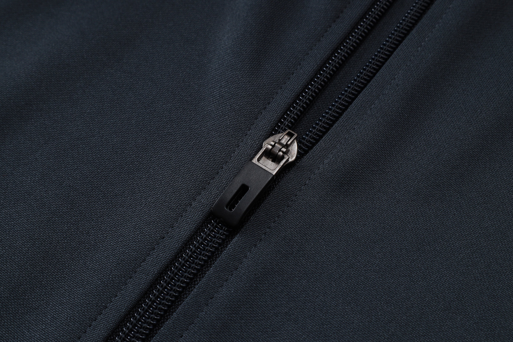 2025-26 Real Madrid Long zipper Dark gray (light pink text) training suit