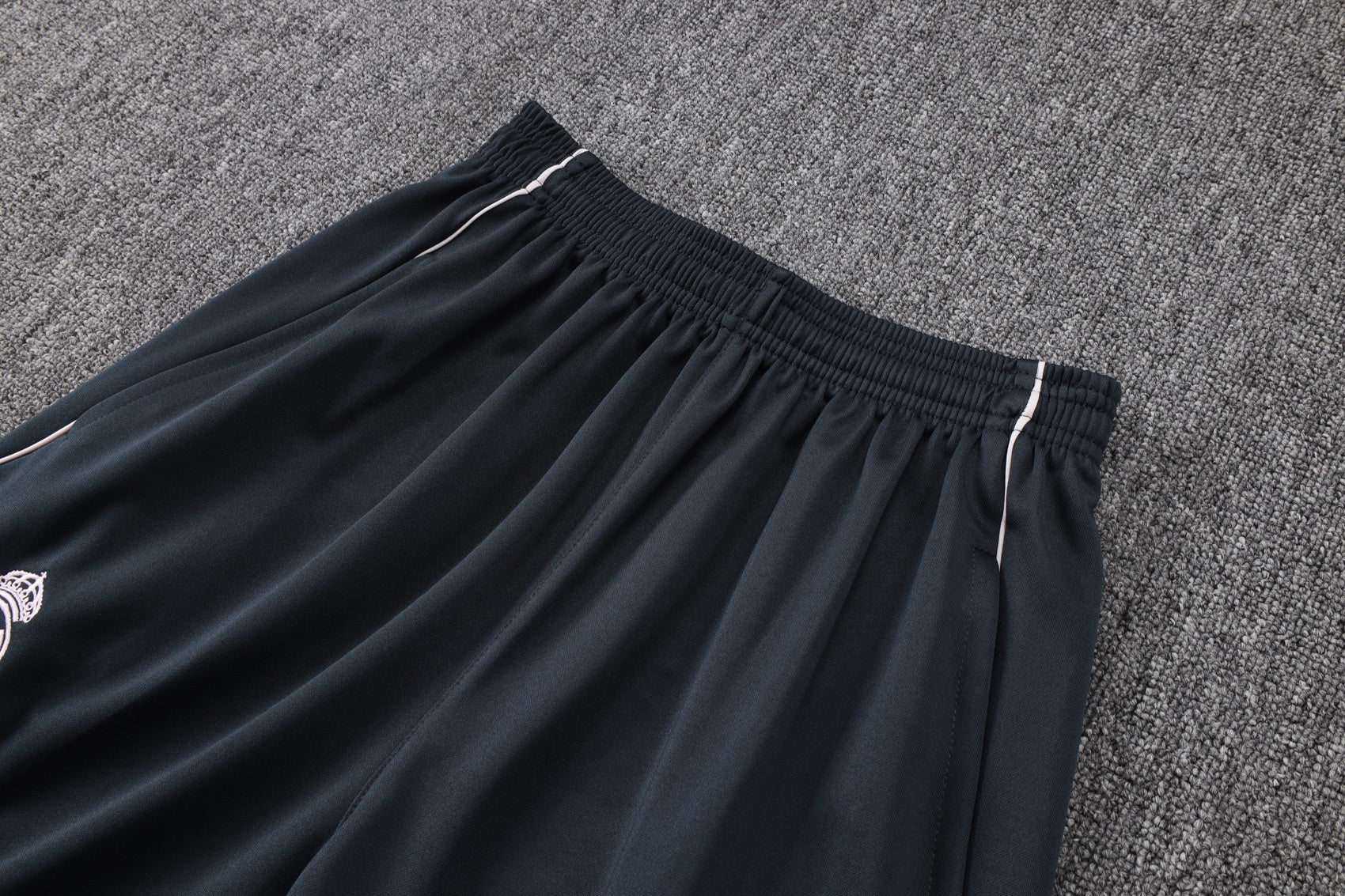 2025-26 Real Madrid Long zipper Dark gray (light pink text) training suit