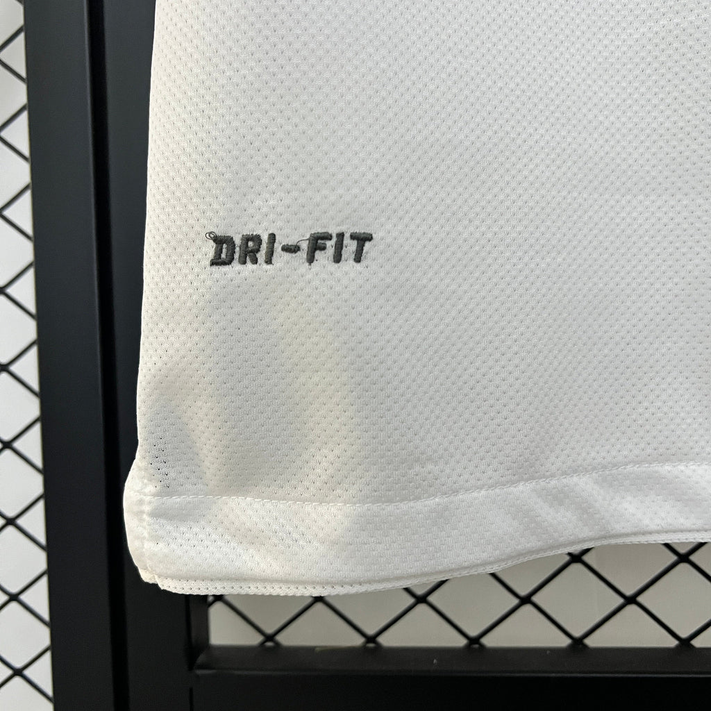 2010-11 Juventus Away Retro