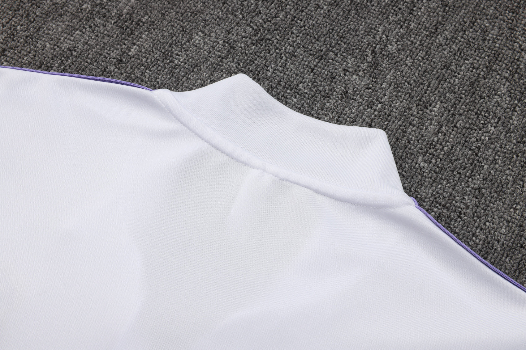 Chándal de entrenamiento especial blanco del Real Madrid 2025-26