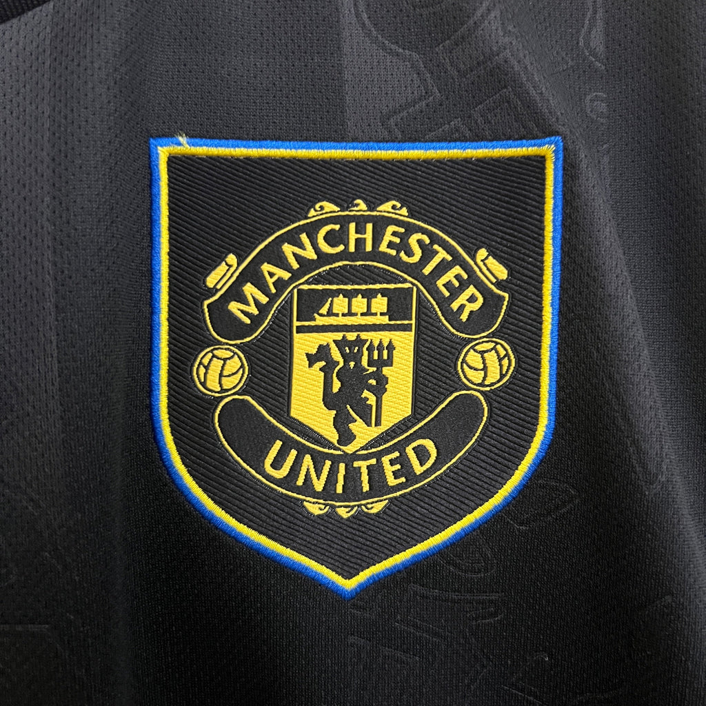 2025-26 Manchester United Third Away