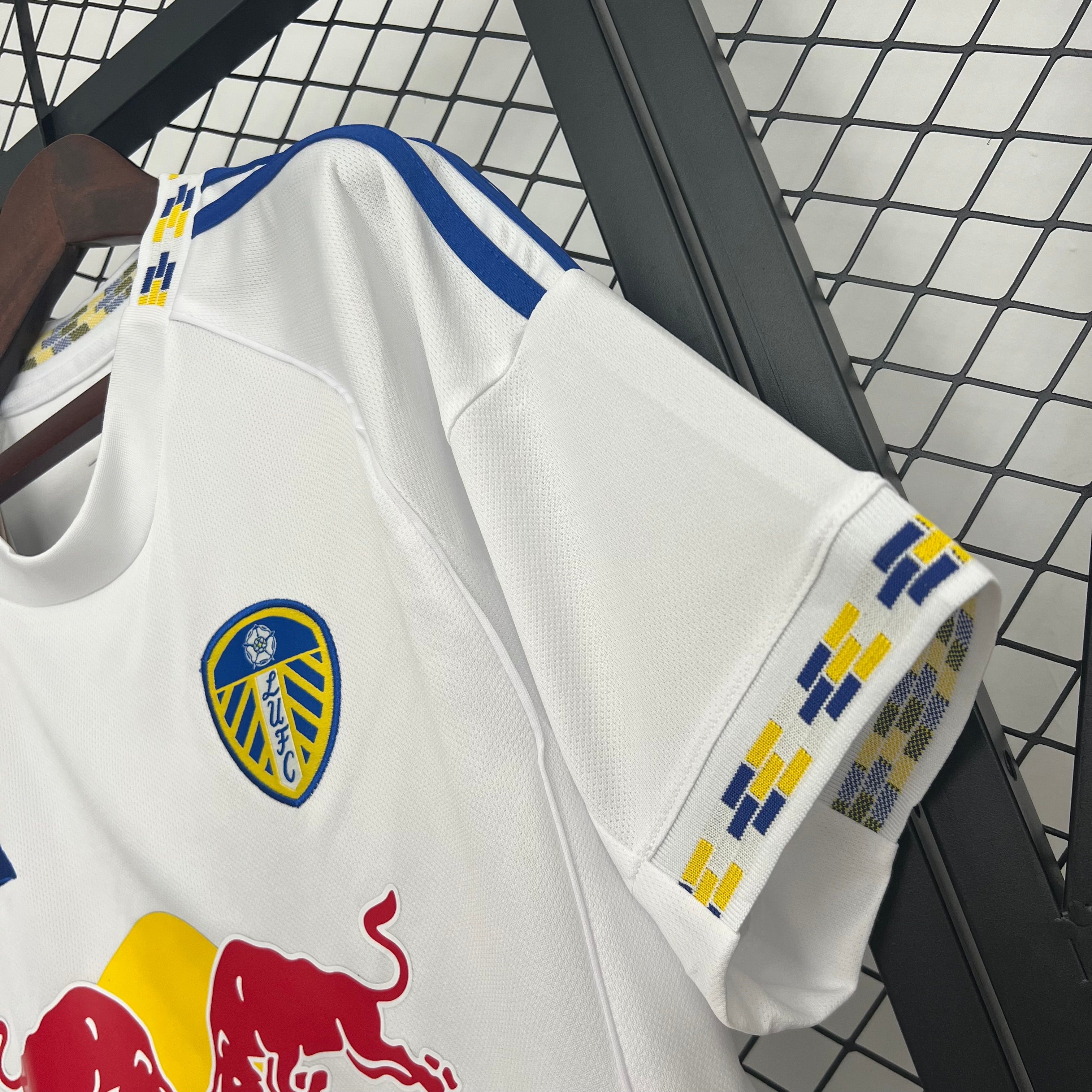 2025-26 Leeds United Home