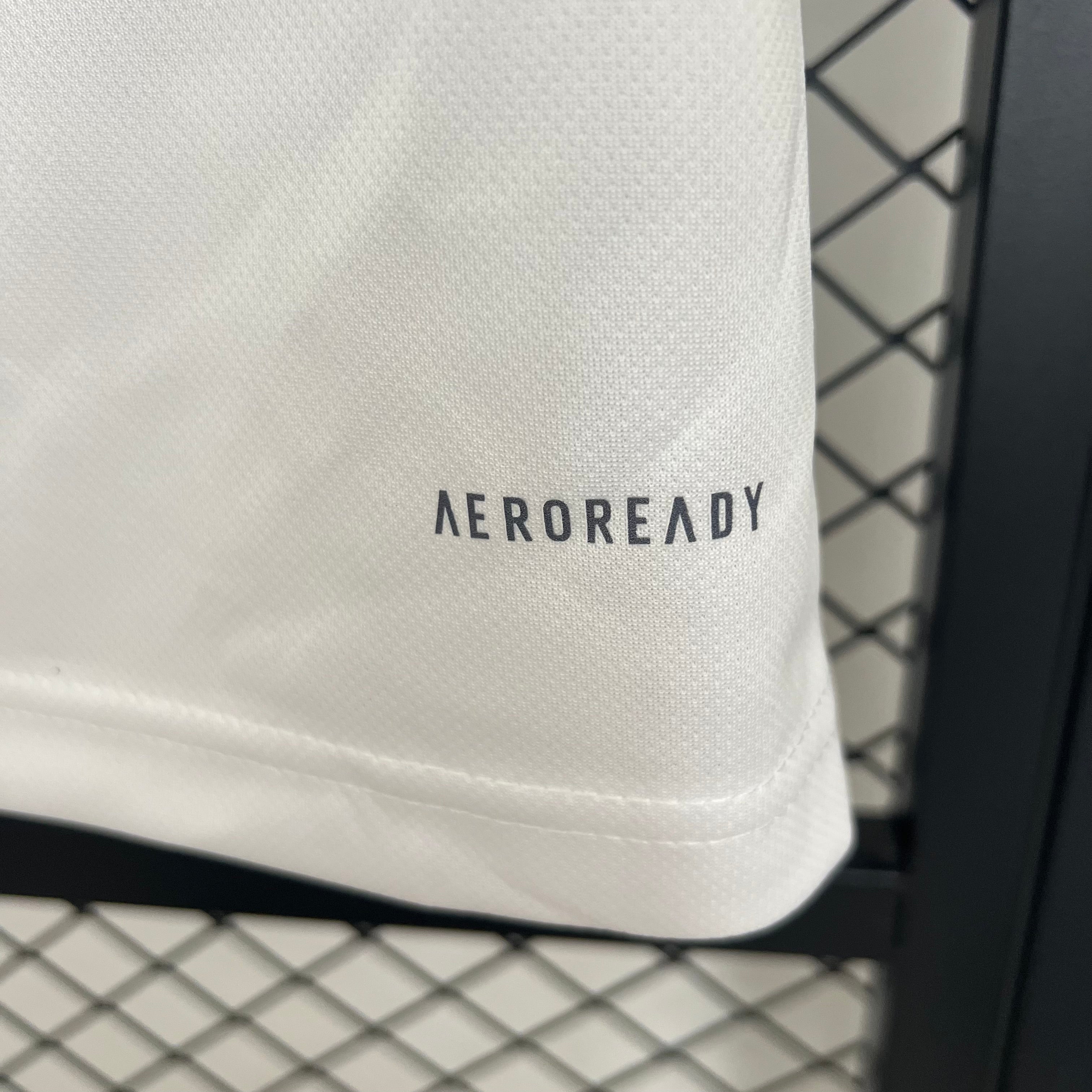 2025-26 Leeds United Home