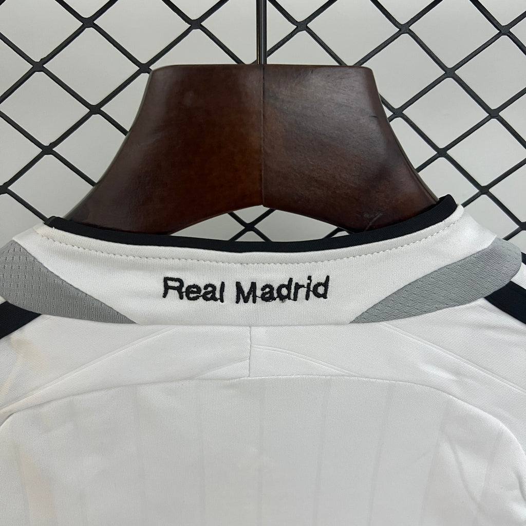 2006-07 Real Madrid Home Retro KIDS 16-28