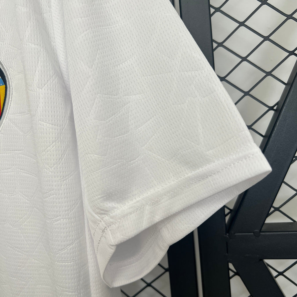 2025-26 Valencia Home