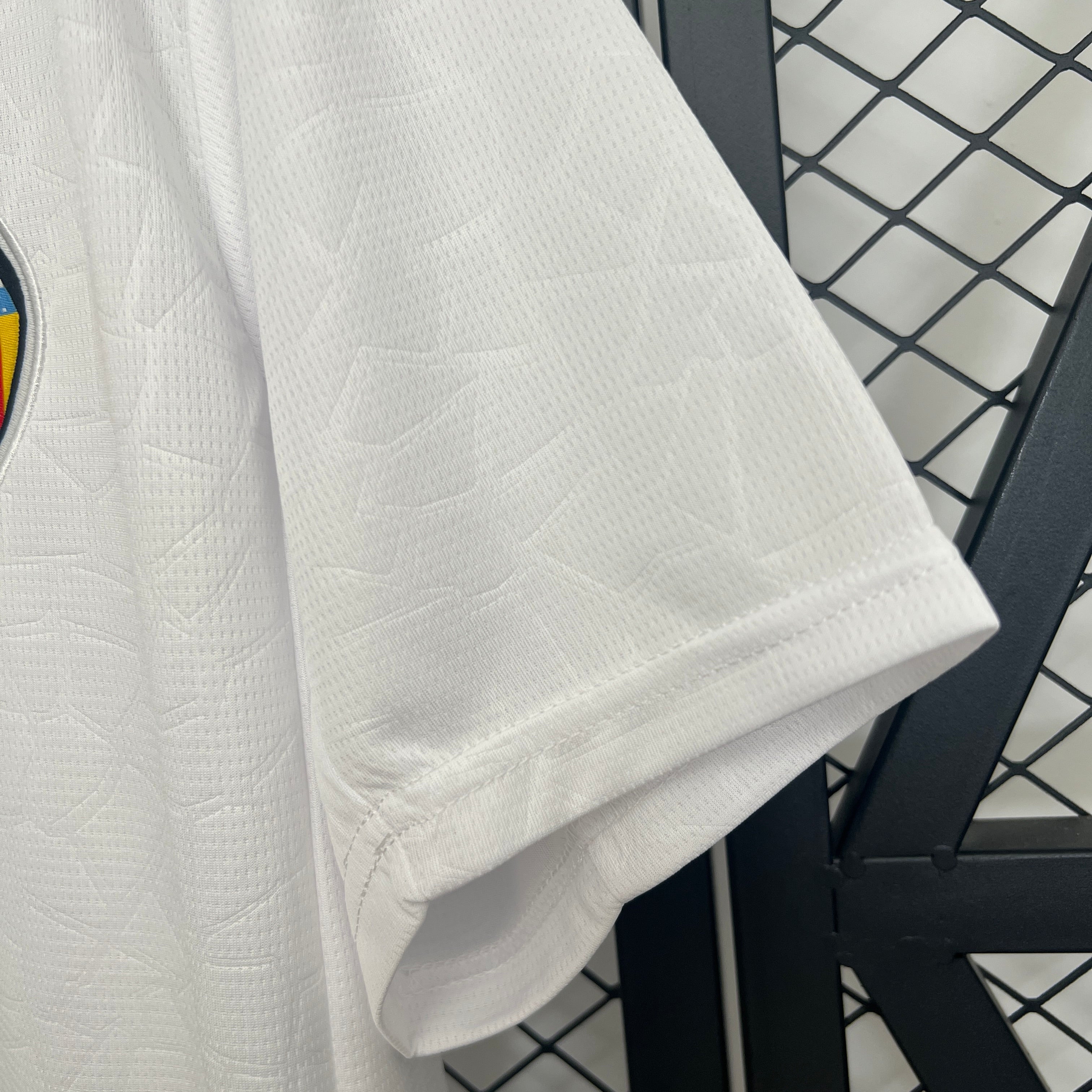 2025-26 Valencia Home