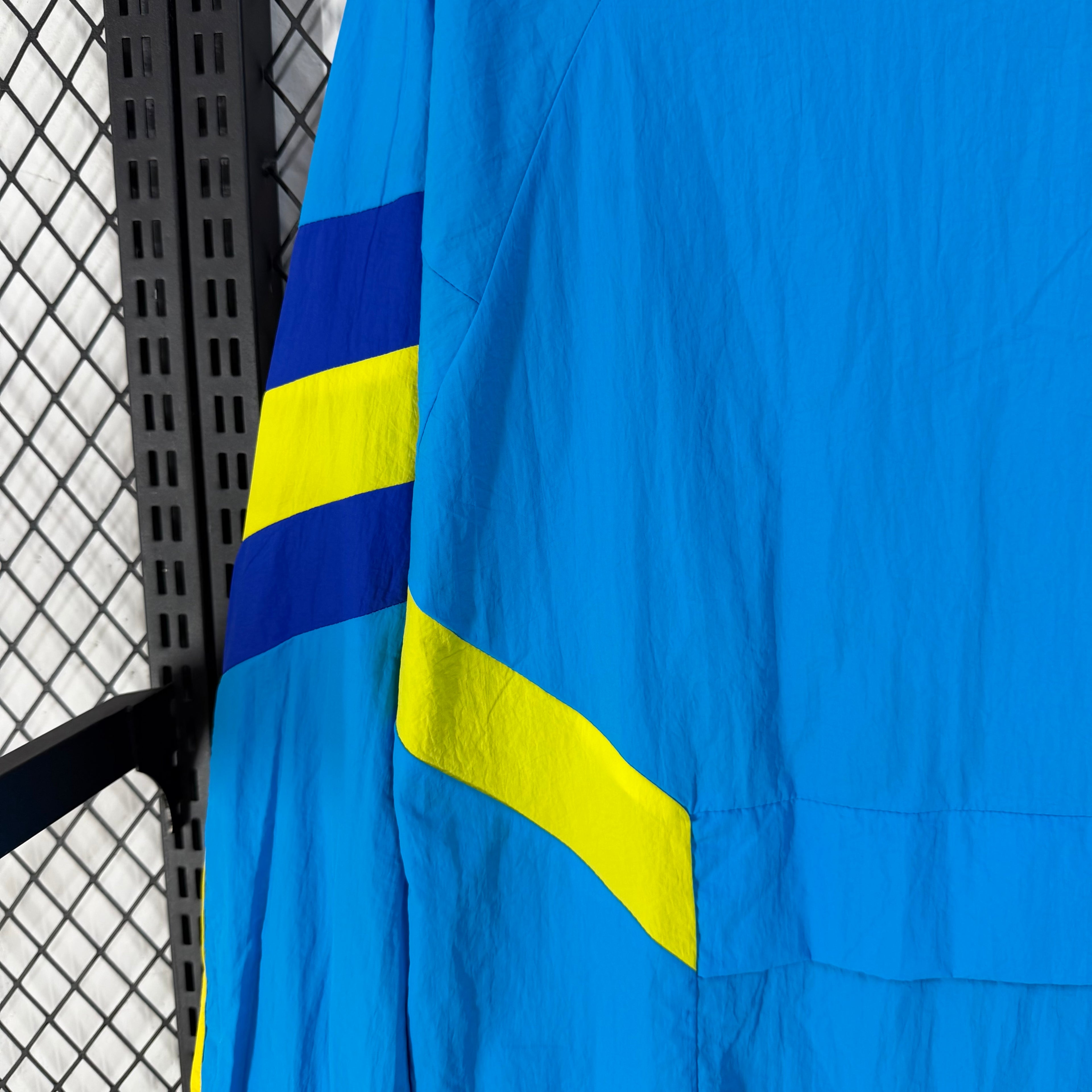 Chubasquero azul de Boca Juniors 2026-27