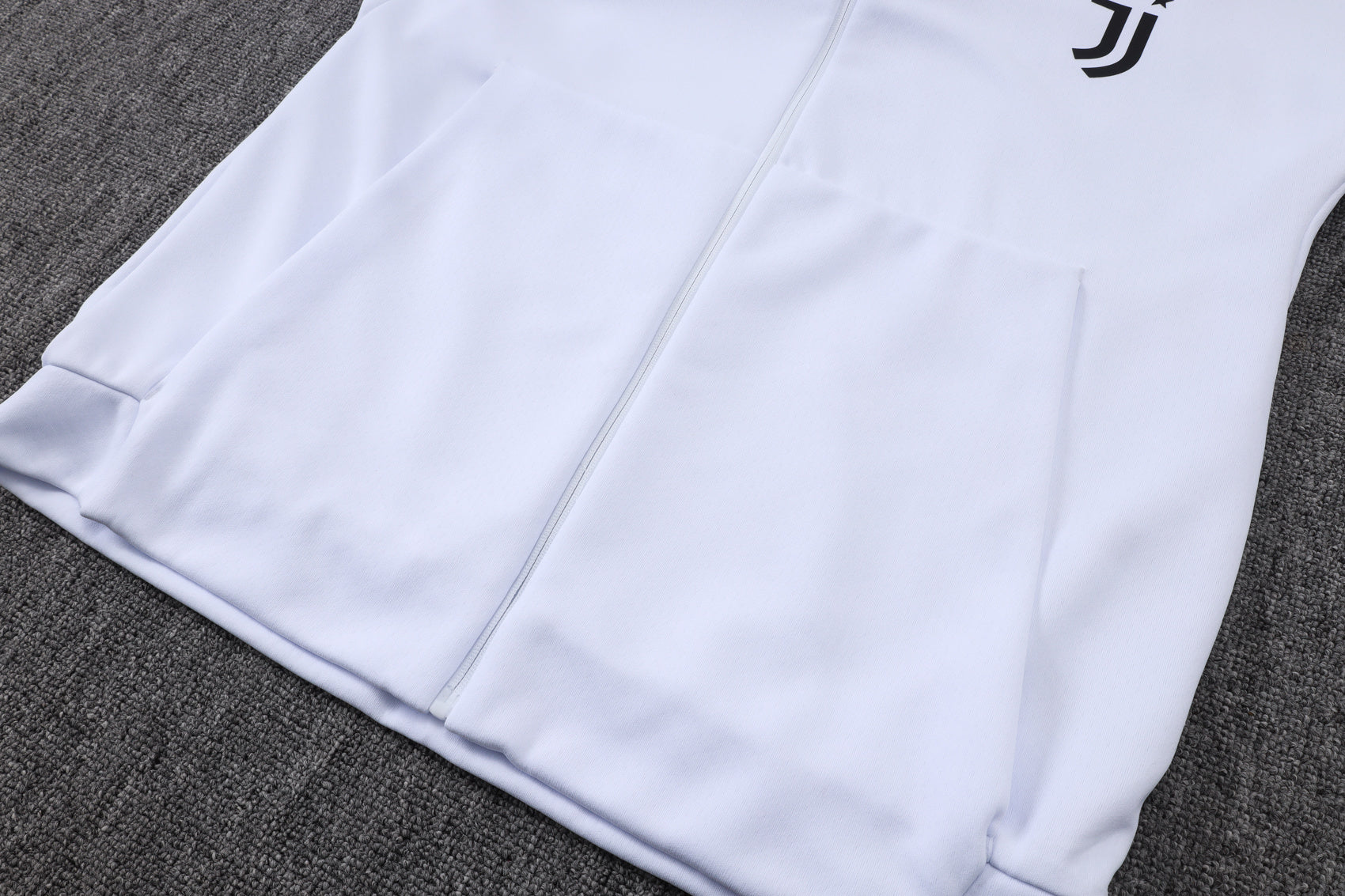 2025-26 Juventus White Long zippered training suit with hood
