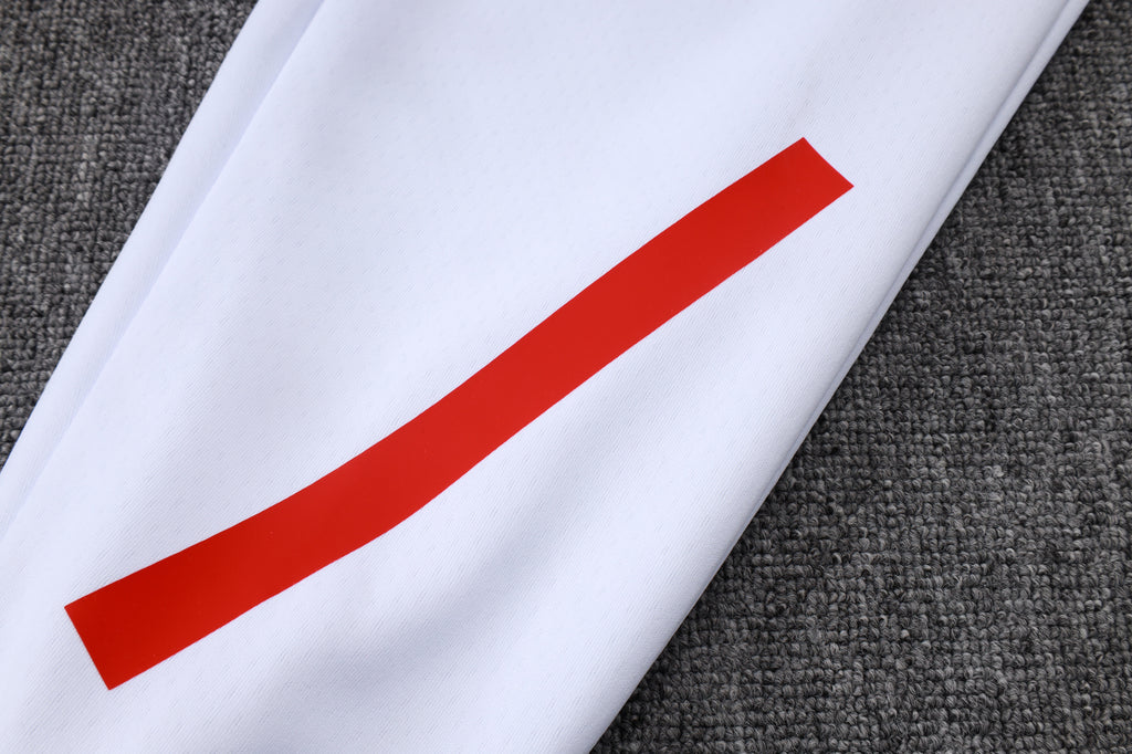 2025-26 Bayern Munich White Long zippered training suit with hood