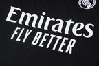 Traje de entrenamiento negro y gris del Real Madrid 2026-27