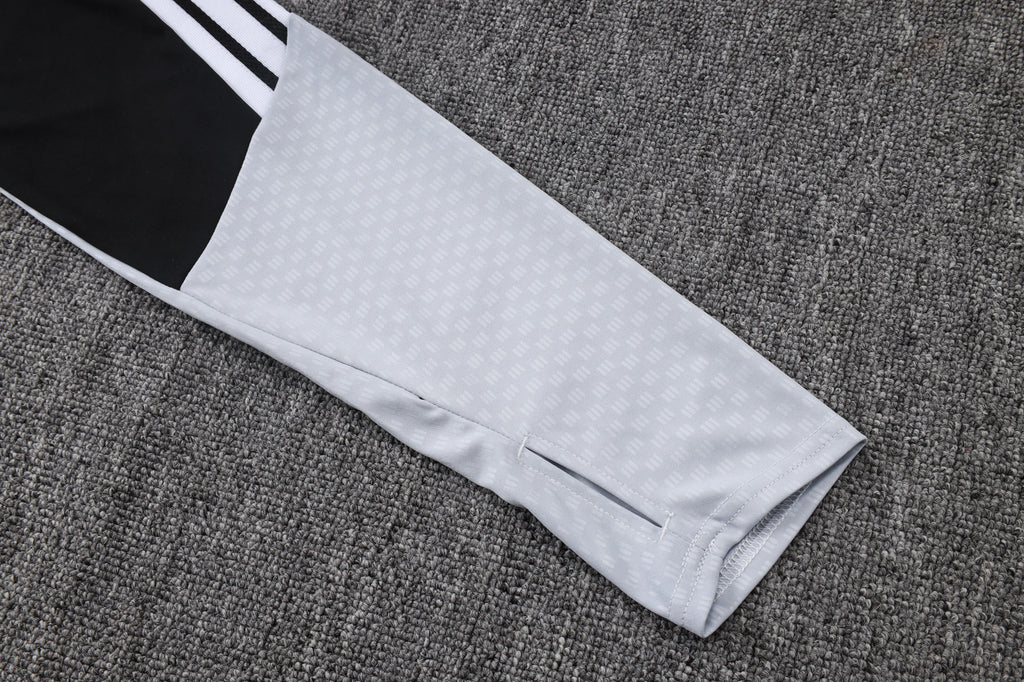 Traje de entrenamiento negro y gris del Real Madrid 2026-27