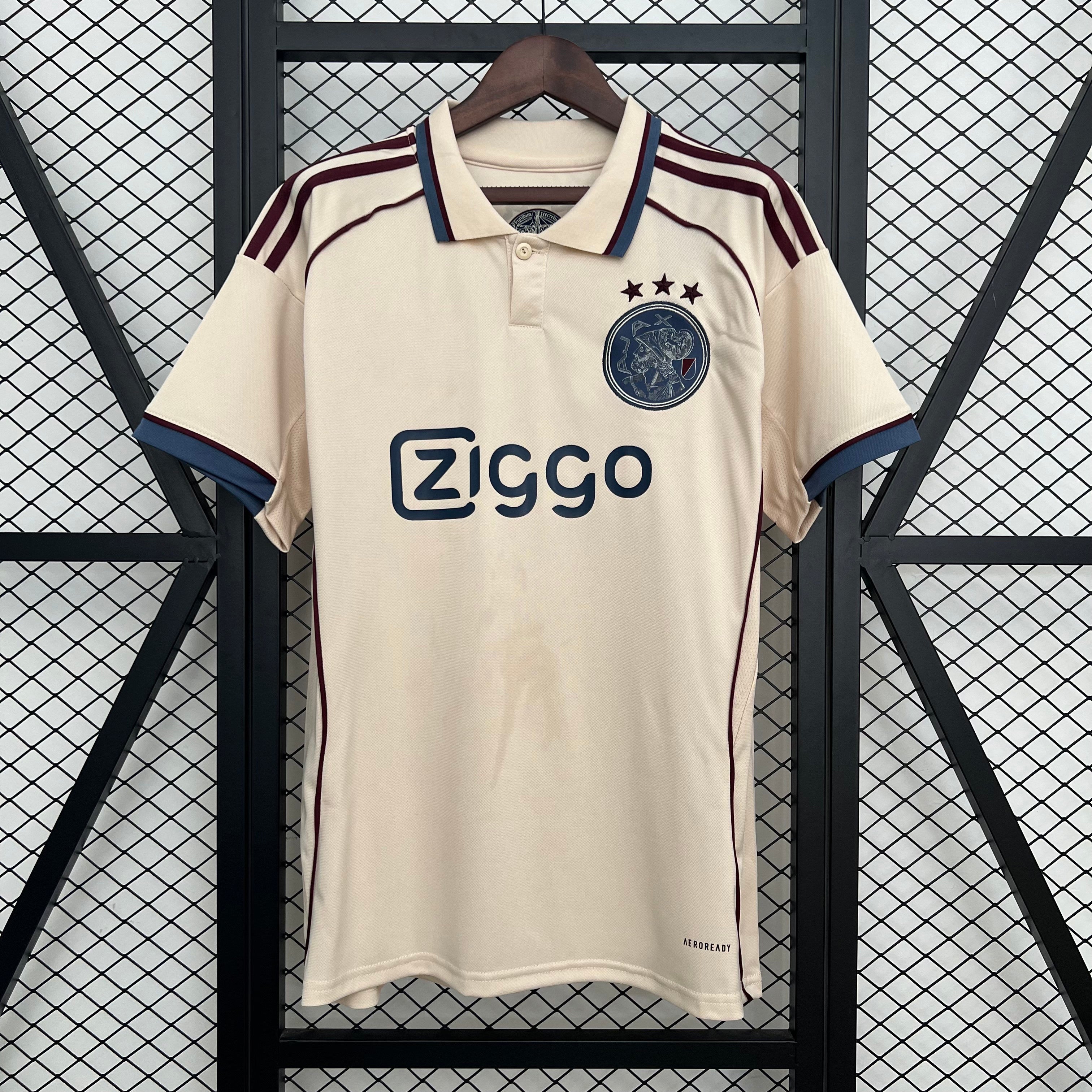 Versión para aficionados del Ajax 2025-26 (tercera equipación)