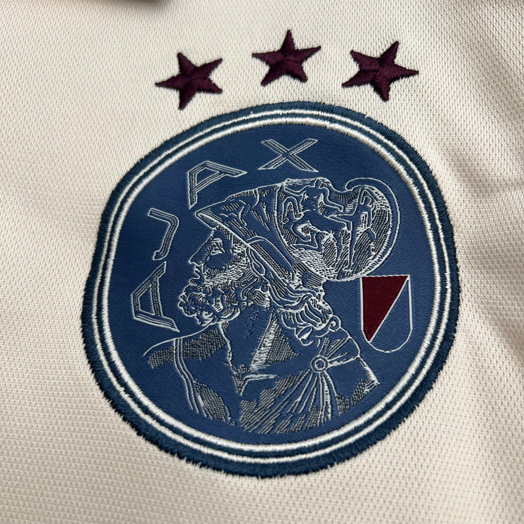Versión para aficionados del Ajax 2025-26 (tercera equipación)