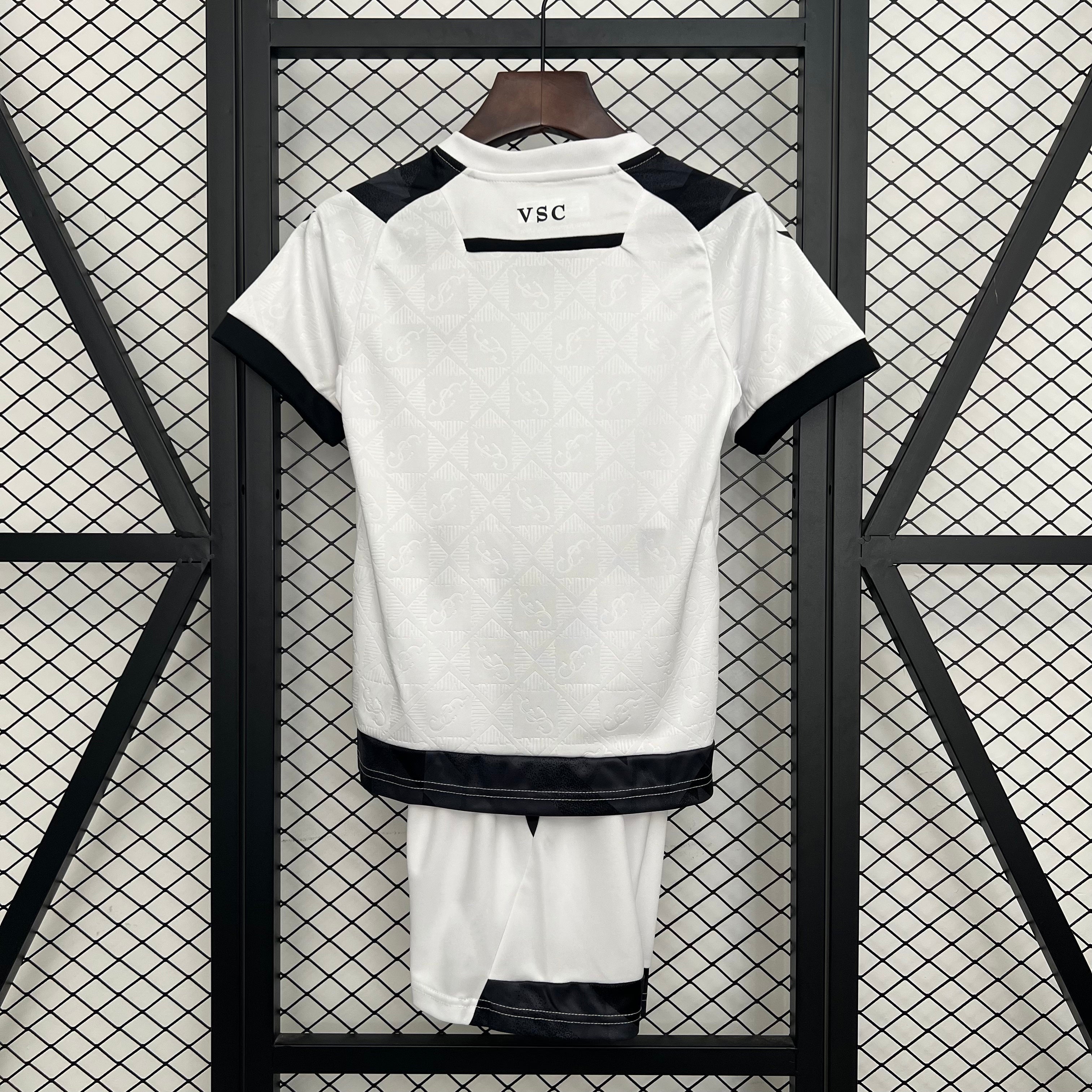 2025-26 Guimares Home KIDS 16-28