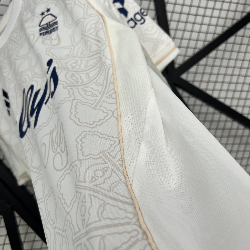 2025-26 Nottingham Forest Away