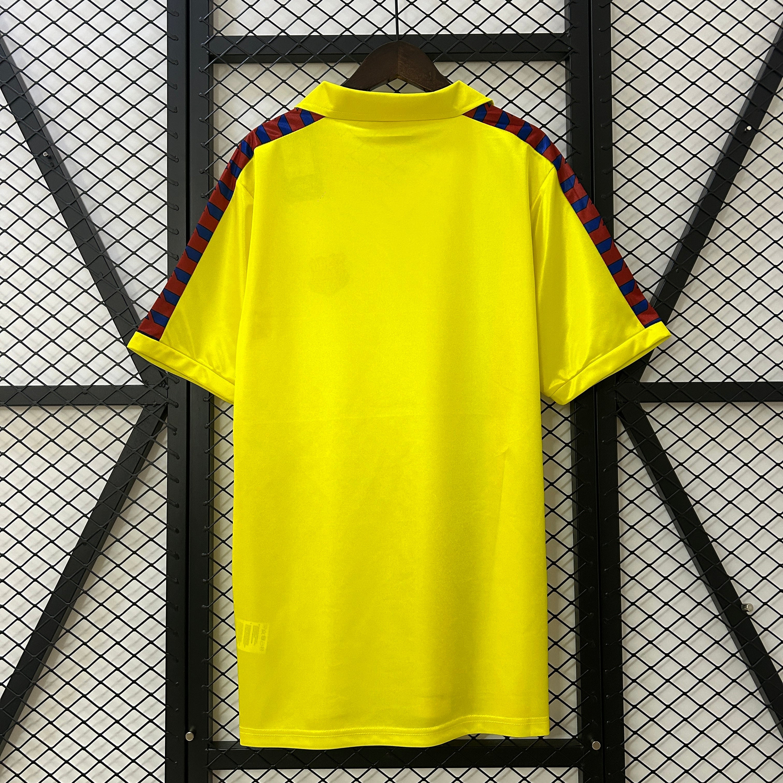 1982-84 Barcelona Home Retro