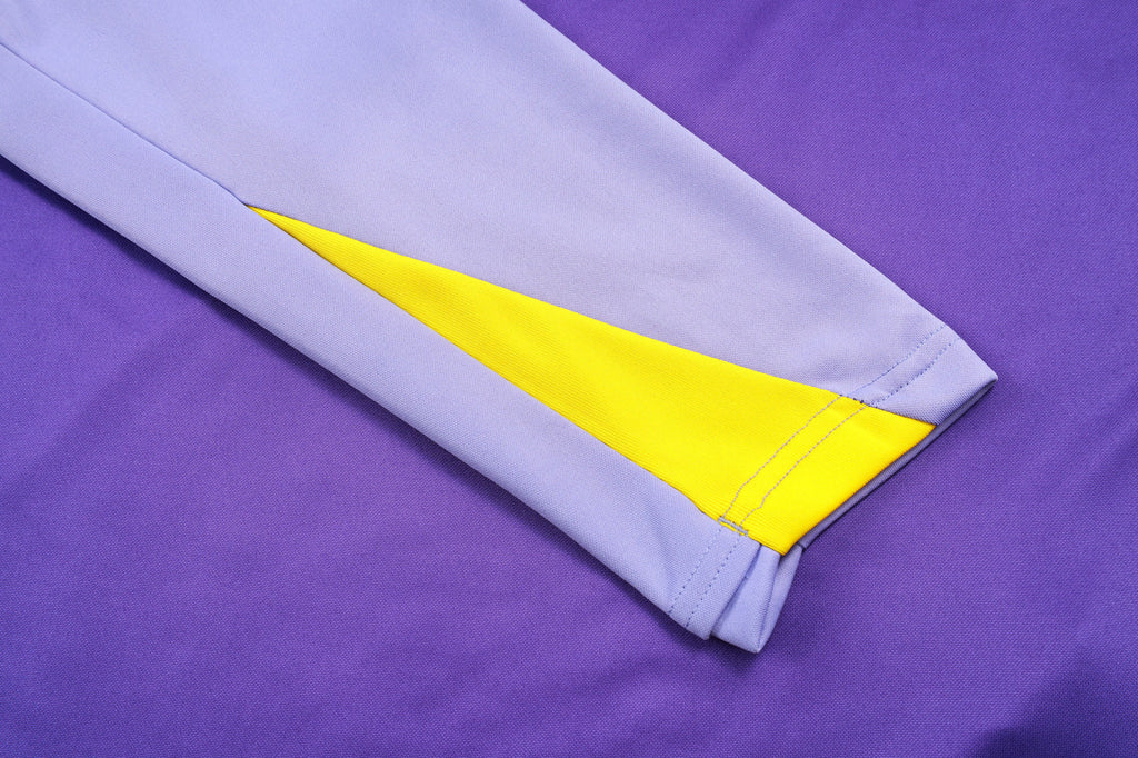 Conjunto de entrenamiento morado del Atlético de Madrid 2025-26