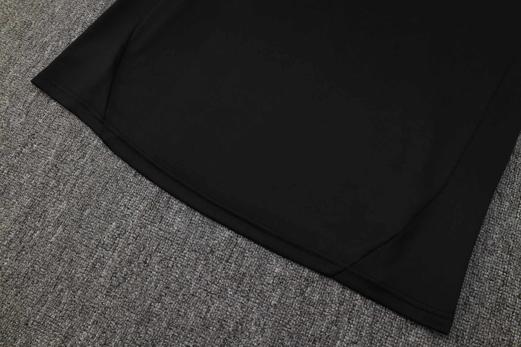 2025-26 Real Madrid Black training suit£¨White text)  Adults Or Children