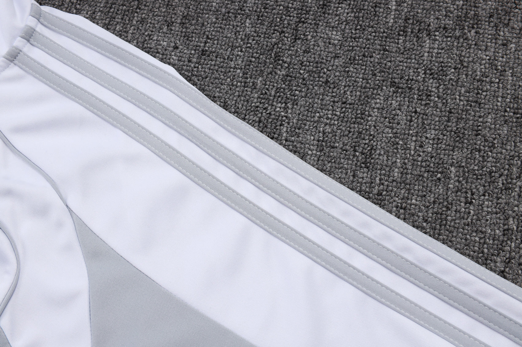 2025-26 Real Madrid off-white gray training suit