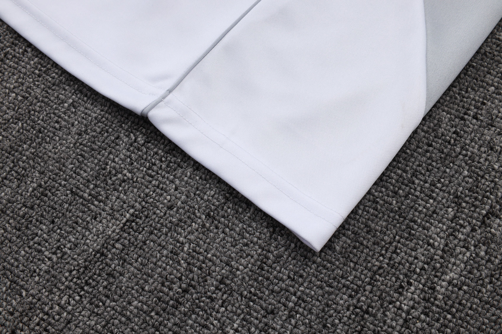 2025-26 Real Madrid off-white gray training suit