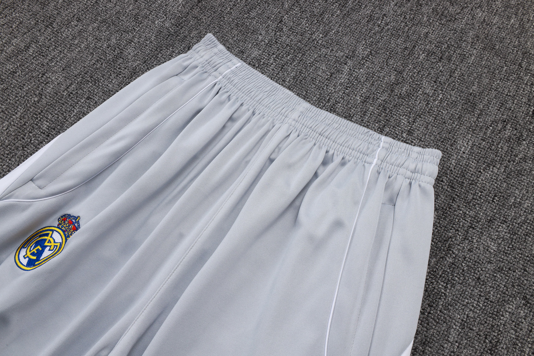 2025-26 Real Madrid off-white gray training suit