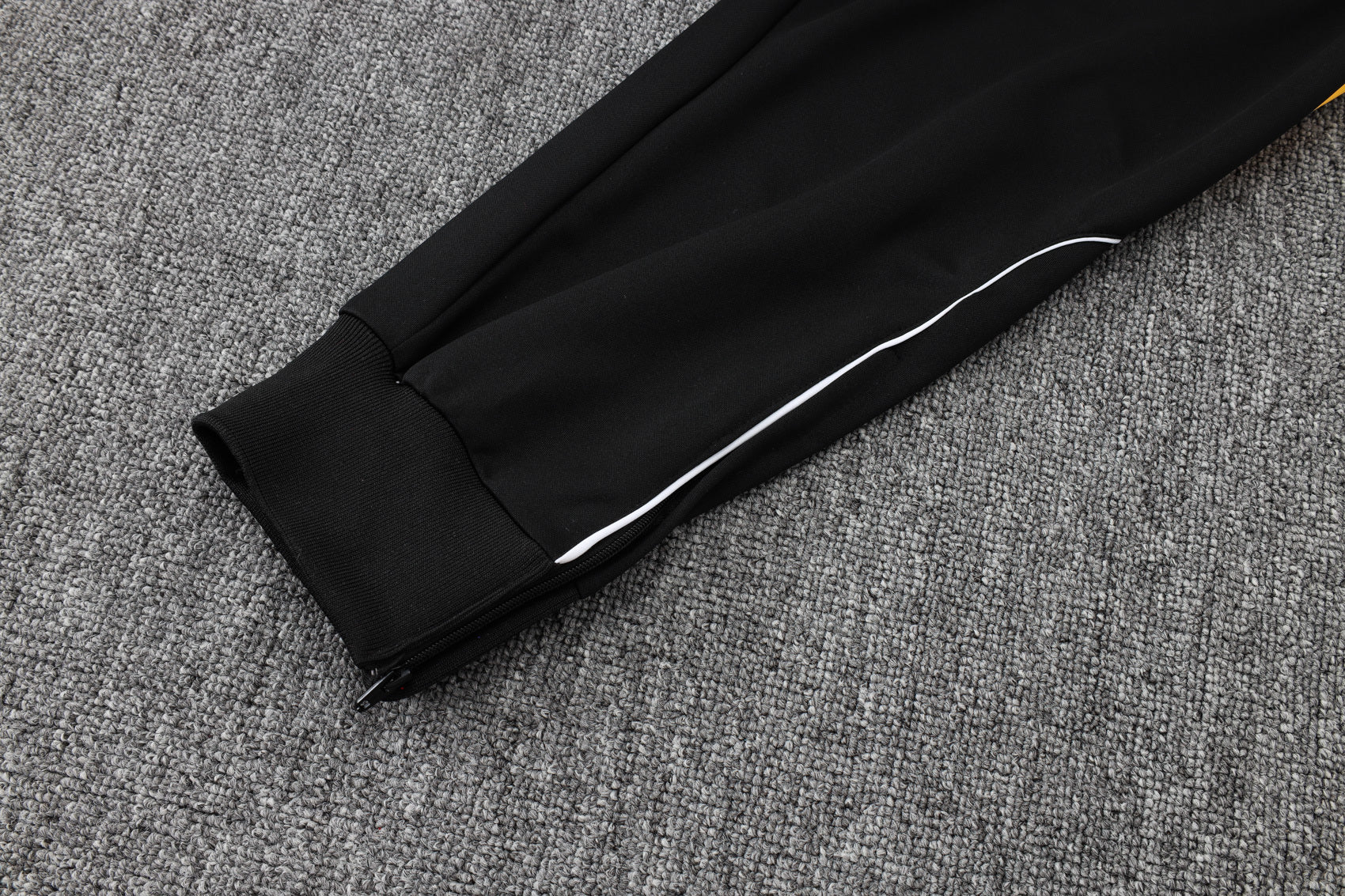 2025-26 Real Madrid Long zipper Black-Gold training suit