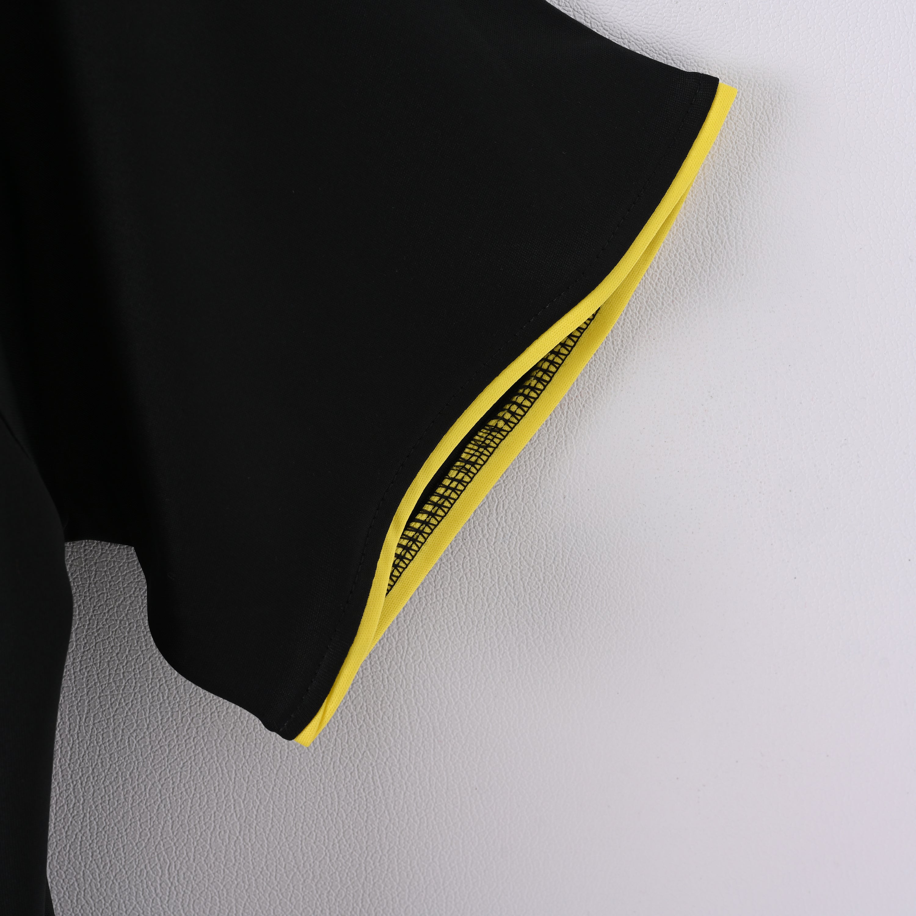 2010-11 Liverpool Away Retro