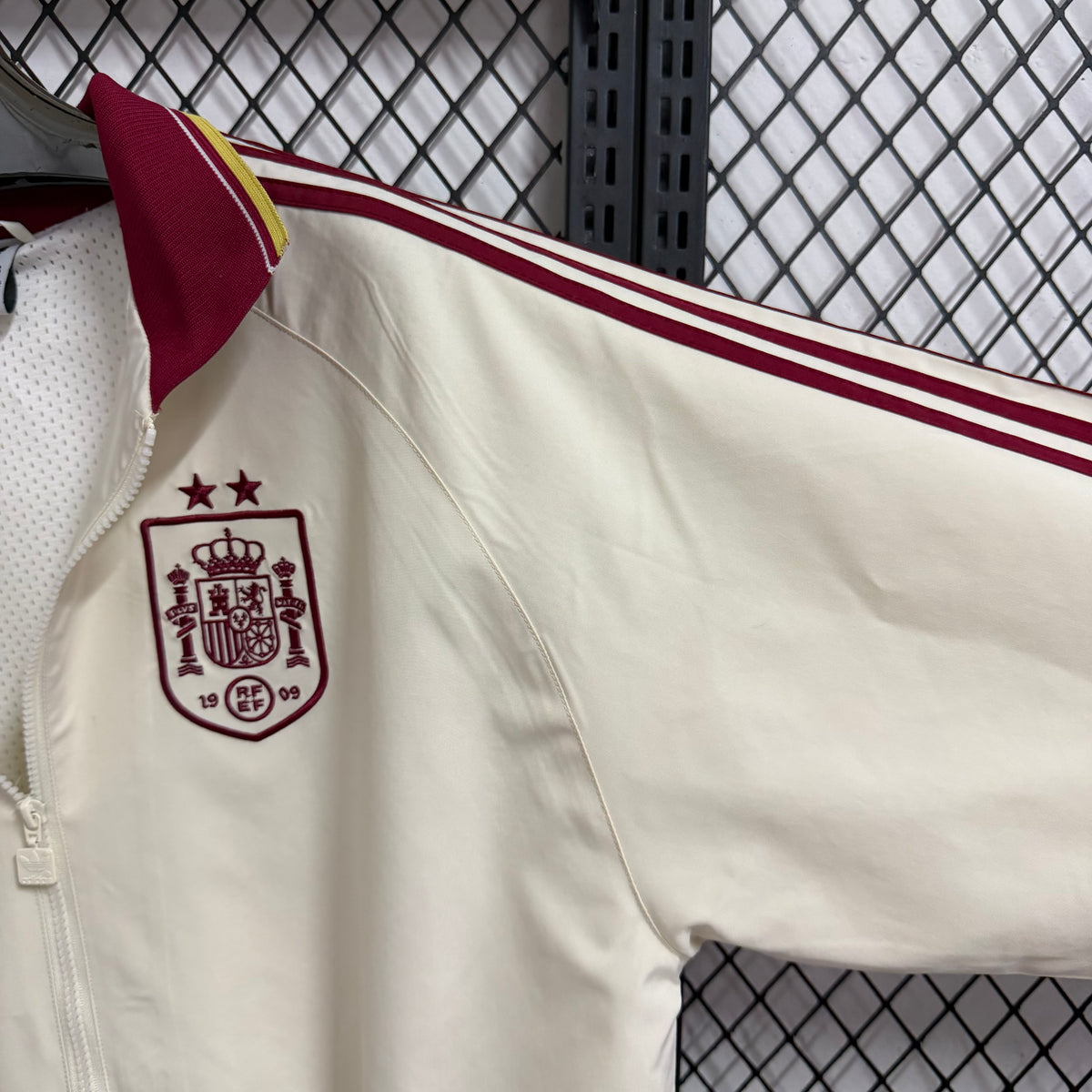 2026 Spain Off White Windprool